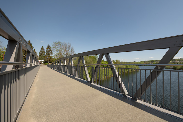 driving/walking surface of the bridge